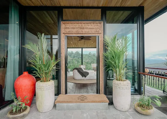 Tropical Kasbah Omara *